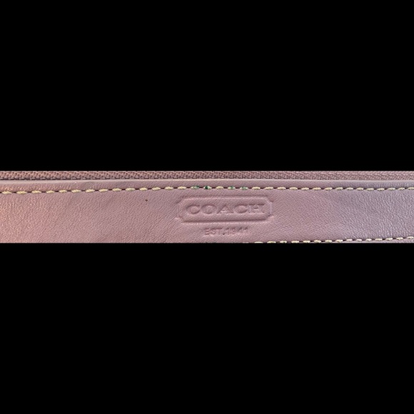 Coach Women’s Light Purple Wristlet Handbag Purse Clutch Canvas Logo - Picture 7 of 7